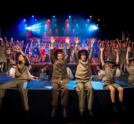 Sydney Youth Musical Theatre - Big Fish - Grant Leslie Photography